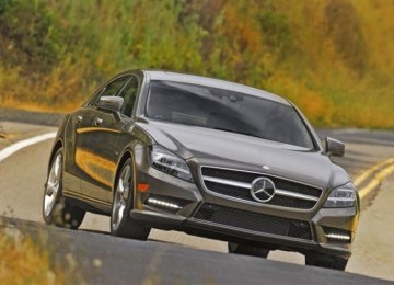 Mercedes Benz CLS Class 2012 Terbaru Yang Baru Saja Di test drive (Photo By : www.eurocarnews.com)