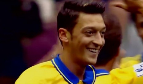 Mesut Ozil.