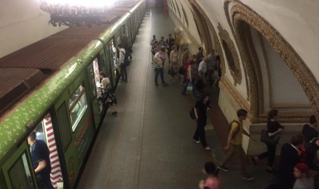 Metro atau kereta bawah tanah di Rusia, Moskow.