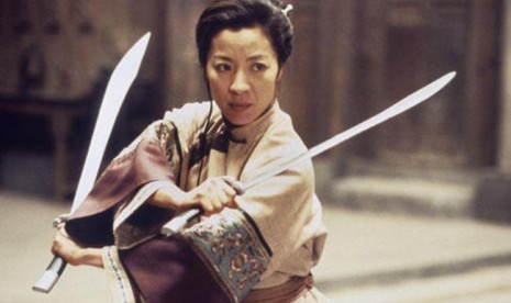 Michelle Yeoh dalam Crouching Tiger Hidden Dragons.