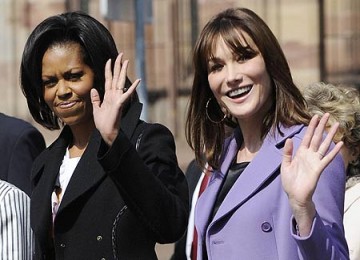 Michelle Obama dan Carla Bruni