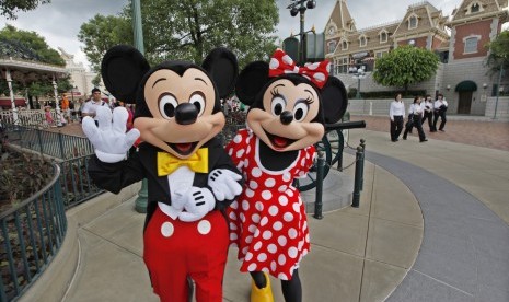 Mickey Mouse dan Minnie Mouse