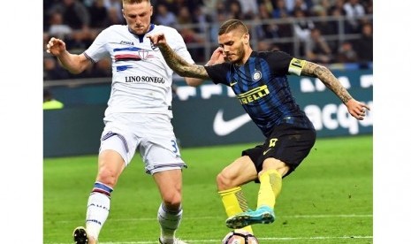 Milan Skriniar (kiri).