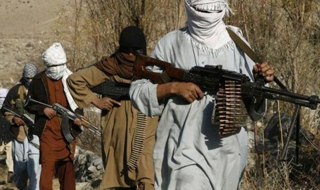 Militan Taliban bergerak di Afganistan.