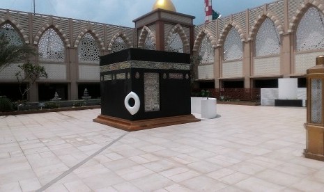 Miniatur Kabah di Masjid Blok M Square (Ilustrasi)