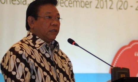 Minister of People's Welfare Agung Laksono