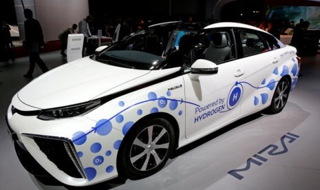 Mobil hidrogen Mirai menjadi produk andalan kendaraan ramah lingkungan Toyota. 