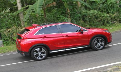 Mitsubishi Eclipes Cross, salah satu SUV yang disematkan sejumlah fitur keselamatan premium. 