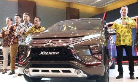 Mitsubishi menghadirkan warna baru, yaitu deep bronze metallic pada ajang Gaikindo Indonesia International Auto Show (GIIAS) Medan 2018.