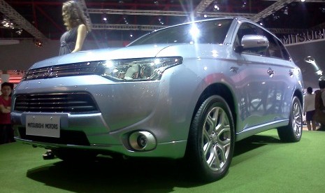 Mitsubishi Outlander Plug-in Hybrid Elecrtric Vehicle (PHEV) 