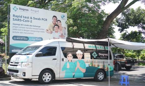 Mobil Diagnos Lab yang menyediakan untuk tes antigen dan swab PCR Covid-19.