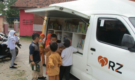 Mobil Juara Rumah Zakat.