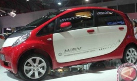 Mobil ramah lingkungan dari Mitsubishi, MEV, dalam pameran LA Motor Show