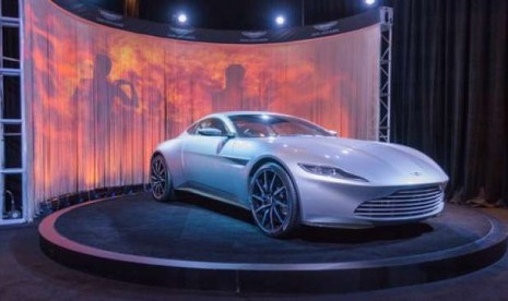 Mobil -- Mobil Aston Martin DB10 yang digunakan James Bond dalam Film Spectre