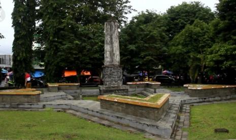 Monumen proklamasi di Ternate, Maluku Utara.