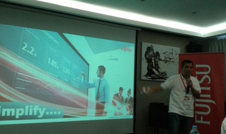     More  1 of 59   Fujitsu Indonesia melakukan beragam upaya untuk mengoptimalkan bisnis lewat transformasi digital