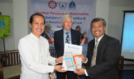 MoU Universitas Alma Ata (UAA) dengan South East Asian Minister of Education Organization (SEAMEO).