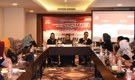 MPR mengajak warganet Yogyakarta untuk ikut menyebarluaskan empat pilar. 