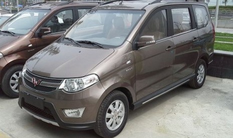 MPV Wuling