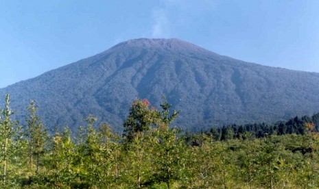 Mt Slamet