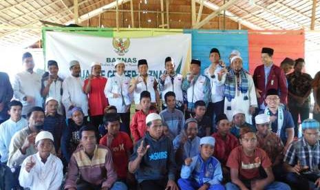 Mualaf Center Baznas meresmikan program pembinaan dan pemberdayaan untuk mualaf suku Taa Wana.