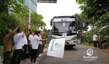 Mudik bersama BUMN 2023. Perhutani menggelar acara Mudik Bersama BUMN untuk karyawan dan masyarakat yang ingin pulang kampung tahun ini.