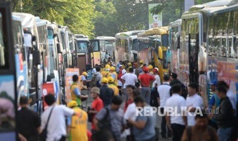 Mudik dengan Bus (ilustrasi).