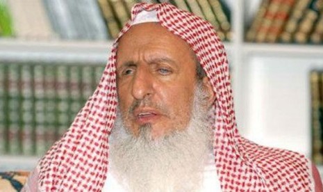 Mufti Arab Saudi, Syekh Abdul Aziz bin Abdullah Alu Syekh.