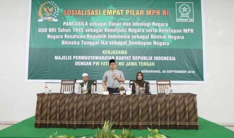 Muhaimin Iskandar menyampaikan Sosialisasi Empat Pilar MPR RI dihadapan anggota PW Fatayat NU Provinsi Jawa Tengah