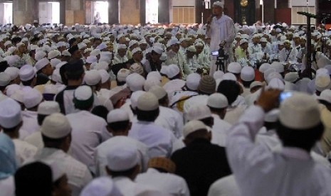  Muhammad Arifin Ilham mengisi tausiah di Masjid Istiqlal, Jakarta Pusat, Ahad (2/9).