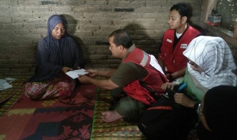 Muhammad Yasin (27) relawan PMI Lombok Tengah meninggal dunia karena kecelakaan saat bertugas pada Ahad (4/11).