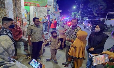 Muhammad Zulzalaly Wal Ikhrom (8), bocah yatim asal Kabupaten Indramayu yang tak sengaja menelan kunci gembok rumahnya, mendapat atensi dari Panglima TNI, Jenderal Andika Perkasa. Dia berangkat ke Jakarta untuk mendapat perawatan pada Kamis (22/9/2022). 