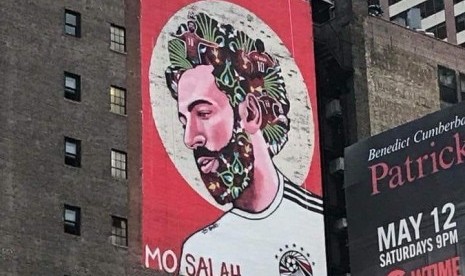 Mural Mohamed Salah di Time Square, Manhattan, New York, Kamis (30/5).