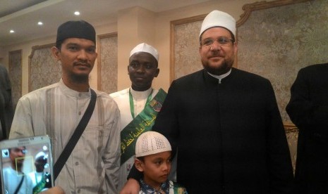 Musa bersama ayahnya saat mengikuti Musabaqah Hifzil Quran (MHQ) Internasional 