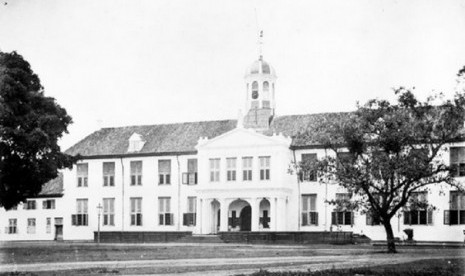 Museum Sejarah Jakarta atau Standhuis.