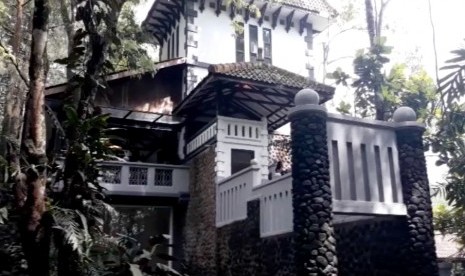 Museum Ullen Sentalu, Sleman, Yogyakarta