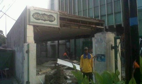 Mushala di Kantor DPP PPP di Jalan Diponegoro 60, Jakarta Pusat, dirubuhkan.