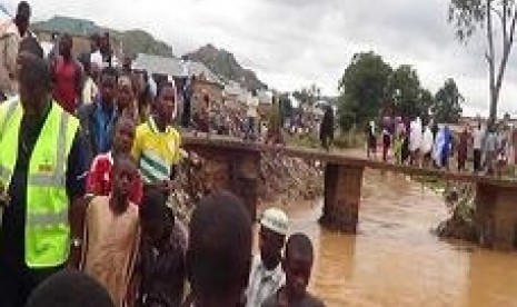 Muslim Nigeria bantu korban banjir