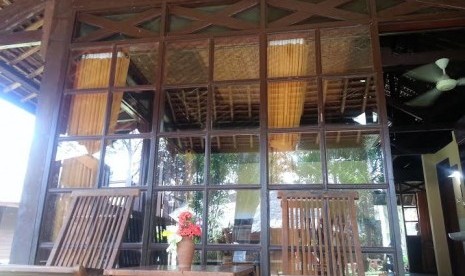 Mutiara Carita Cottages