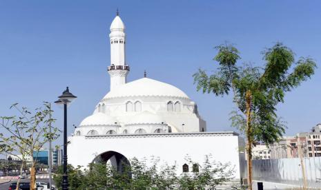 Mengenal Masjid Al Jum Ah Tempat Nabi Muhammad Sholat Jumat Pertama