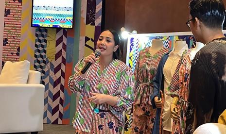 Nagita Slavina meluncurkan koleksi busana Hari Raya atau Raya Collection melalui brand NASL, di The Dharmawangsa Jakarta, Jakarta Selatan, Selasa (28/3/2023).