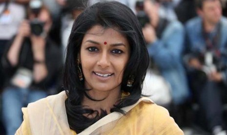 Nandita Das menjadi model poster dalam kampanye 'Dark is Beautiful' di India