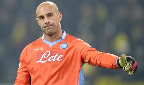 Napoli goalkeeper Jose Manuel Reina 