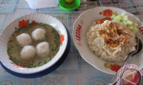 Nasi Ayam Manggar.