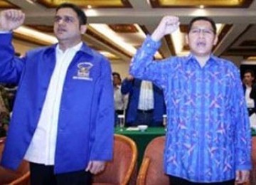 Nazaruddin dan Anas Urbaningrum dalam sebuah acara Partai Demokrat