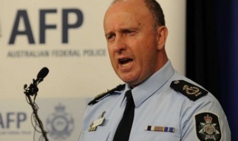 Neil Gaughan dari Polisi Federal Australia mengatakan remaja yang ditahan tersebut bertindak sendirian.