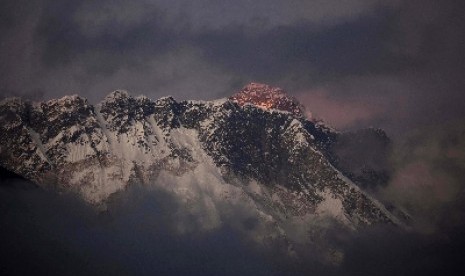 Nepal Everest