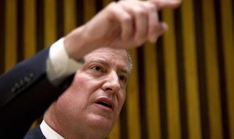 Wali Kota New York Bill de Blasio memutuskan untuk menutup sekolah hingga September di tengah memburuknya angka kematian akibat Covid-19 di Amerika Serikat.