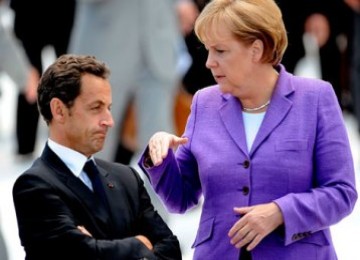 Nicolas Sarkozy dan Angela Merkel