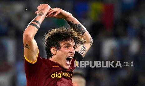 Nicolo Zaniolo dari AS Roma.